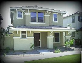 3 Bedroom  in Mesa, AZ (Photo 3 of 12)