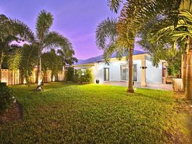 17723 Carver Ave, Jupiter in Jupiter, FL (Photo 4 of 4)