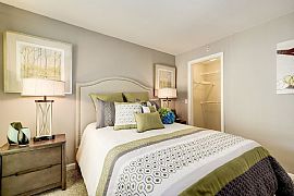 Huntington at King Farm  in Rockville, MD (Photo 4 of 9)