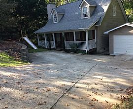 1217 Winding Way, Taylors, Sc 29687 For $800/m Deposit $800 in Taylors, SC
