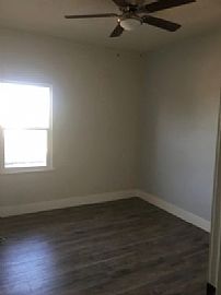 Apartment For Rent  in Los Angeles, CA (Photo 5 of 8)