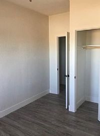 Apartment For Rent  in Los Angeles, CA (Photo 6 of 8)
