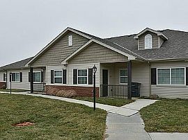 Charming 2 Bedroom Apartment in Darbydale, OH (Photo 2 of 3)