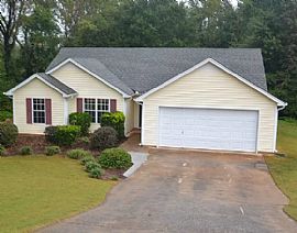 525 Stoney Creek Dr, Winder, Ga 30680 $700/m Deposit $700 in Winder, GA
