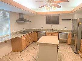 2720 N Fiesta St, Scottsdale, Az 85257 in Scottsdale, AZ (Photo 7 of 12)