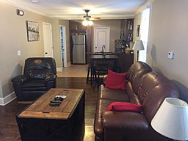 607 W 44th St, Kansas City, Mo in Kansas City, MO (Photo 5 of 5)