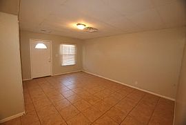 2bed , 1bath  in Mesa, AZ (Photo 2 of 10)