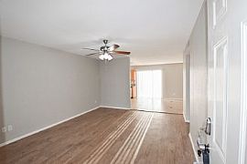 3bed, 2bath in Tempe, AZ (Photo 3 of 8)
