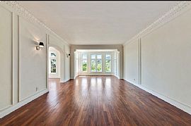 1360 N Crescent Heights Boulevard, 3-Bedroom Unit, 1360 N Cresc in Los Altos, CA (Photo 9 of 9)