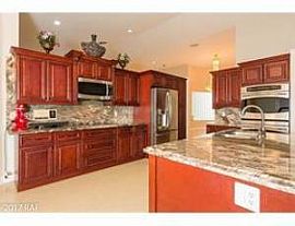 4 Bedroom and 2 Bathroom For Rent in Hollywood, FL (Photo 8 of 10)