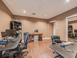 11953 Collins St, Valley Village in Valley Village, CA (Photo 7 of 7)