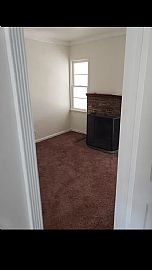 2 Bedroom Home  in Compton, CA (Photo 6 of 8)