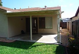 House For Rent in San Diego, CA (Photo 2 of 8)