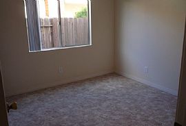 House For Rent in San Diego, CA (Photo 4 of 8)