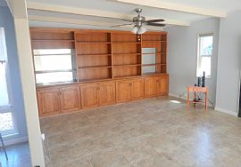 House For Rent in San Diego, CA (Photo 6 of 10)