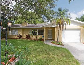 2929 Yorktown St,The Rent Is $750 and Deposit Is $750 in Sarasota, FL