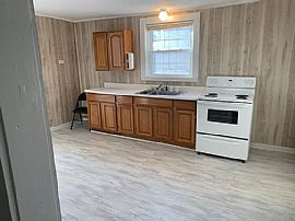 210 N Eddie St, Tullahoma, Tn 37388 Ready to Move In in Tullahoma, TN (Photo 5 of 12)