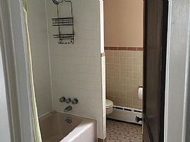 Saranac Ave, Pittsburgh, Pa 15216 Ready to Move In in Pittsburgh, PA (Photo 9 of 10)