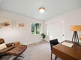 3745 Division Ct, Lake Oswego, Or 97035 Ready to Move In in Lake Oswego, OR (Photo 3 of 4)