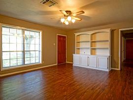 301 Otis St in West Monroe, LA (Photo 3 of 7)