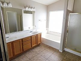 1913 W Goldfinch Way, Chandler, Az 85286 in Tempe, AZ (Photo 2 of 6)