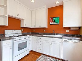 4421 3rd Ave Nw, Seattle in Seattle, WA (Photo 3 of 6)