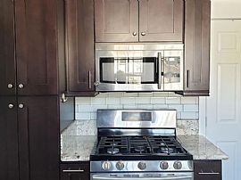 653 Washington Ave, Pomona, Ca 91767 Ready to Move in Now in Pomona, CA (Photo 5 of 5)