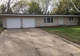 Lovely 3 Bedroom Home in New Richmond, WI