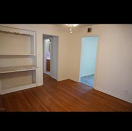 Fully Furnished Including Linen and Tableware. All Utilities An in Jacksonville, FL (Photo 5 of 12)