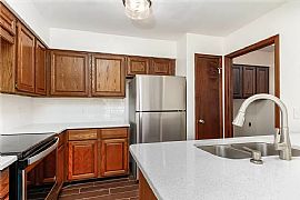 Charming and Affordable 3 Bedroom at Best Location   in California City, CA (Photo 7 of 9)