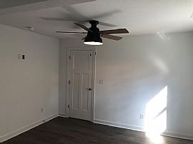 Exclusive Home in Conducive Environment  in Virginia Beach, VA (Photo 5 of 9)