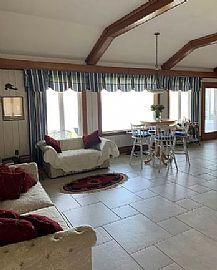 180 Bayview Ave, Portsmouth, Ri 02871 in Portsmouth, RI (Photo 3 of 12)