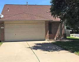 1252 Pine Portage Loop, Rent Is $750 and Deposit Is $750 in Leander, TX