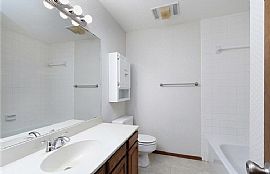 House For Rent in Oklahoma City, OK (Photo 6 of 9)