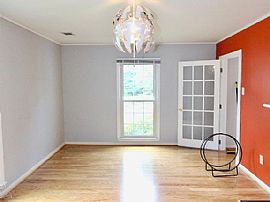 851 Colvin Ct, Herndon, Va  in Herndon, VA (Photo 3 of 12)