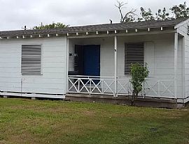 3053 S Staples St, Rent Is $550 and Deposit Is $550 in Corpus Christi, TX