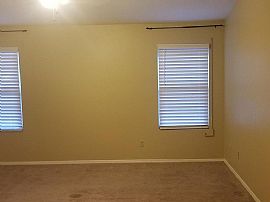 724 S Cheri Lynn Dr, Chandler, Az 85225 in Chandler, AZ (Photo 8 of 10)