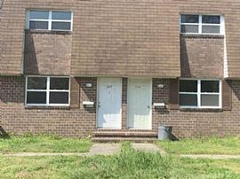 2 Bedroom Duplex in Virginia Beach, VA