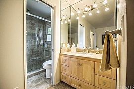 1023 8th St, Manhattan Beach  in Manhattan Beach, CA (Photo 7 of 8)