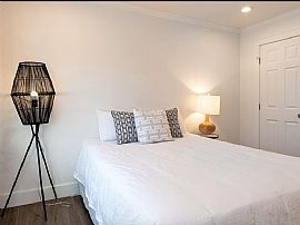 132 Abelia Way, East Palo Alto in East Palo Alto, CA (Photo 4 of 8)