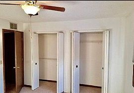 Charming 1 Bedroom 1 Bathroom  in Saint Paul, MN (Photo 10 of 12)