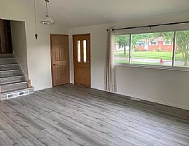 17124 Cambridge Blvd, Bro in Brook Park, OH (Photo 3 of 5)