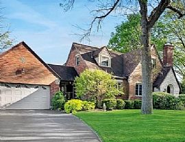 334 Thruston Blvd E, Oakw in Oakwood, OH (Photo 6 of 7)