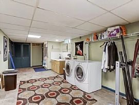 334 Thruston Blvd E, Oakw in Oakwood, OH (Photo 7 of 7)