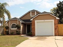 111 Lakeside Cir, Sanford, Fl 32773 in Sanford, FL