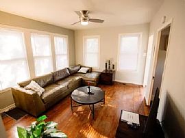 1005 Kingsbury St, Austin in Austin, TX (Photo 2 of 5)