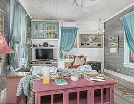 2017 Avenue M, Galveston, in Galveston, TX (Photo 2 of 8)