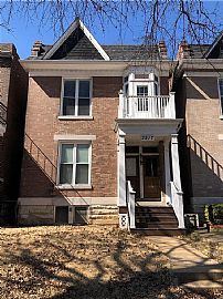 Charming 2 Bedroom and 1 and Bathroom  in Saint Louis, MO