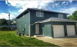 594 Glen Ct, Lansing, Ks 66043 Rent Is $800  in Lansing, KS