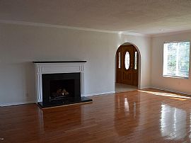 1359 Salisbury Rd, La Canada Flintridge in La Canada Flintridge, CA (Photo 2 of 8)